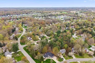 2918 Foxboro Ln, Holland, MI 49424 - Photo 65