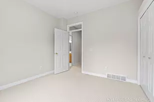 2918 Foxboro Ln, Holland, MI 49424 - Photo 43