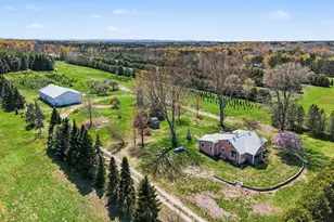 2707 W Hansen Rd, Ludington, MI 49431 - Photo 3
