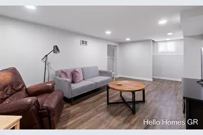 949 College Avenue NE, Grand Rapids, MI 49503 - Photo 27