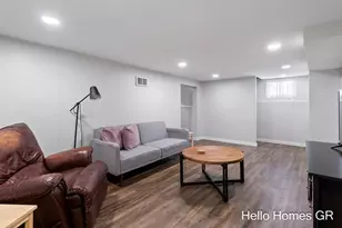 949 College Ave NE, Grand Rapids, MI 49503 - Photo 27