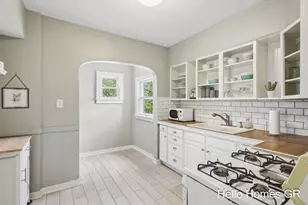949 College Ave NE, Grand Rapids, MI 49503 - Photo 11