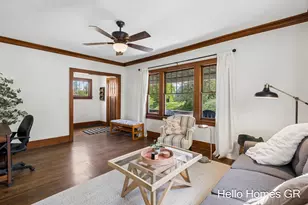 949 College Ave NE, Grand Rapids, MI 49503 - Photo 7