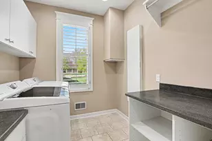 1670 Flowers Crossing Dr NE, Grand Rapids, MI 49525 - Photo 21