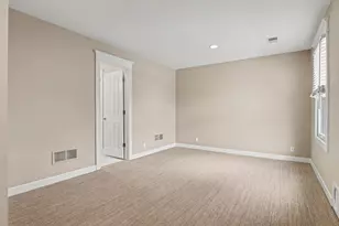 1670 Flowers Crossing Dr NE, Grand Rapids, MI 49525 - Photo 45