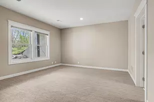 1670 Flowers Crossing Dr NE, Grand Rapids, MI 49525 - Photo 51