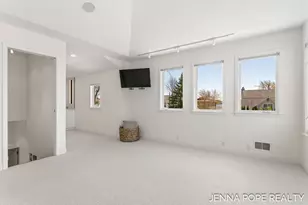 17554 Grand River Ave, Spring Lake, MI 49456 - Photo 19