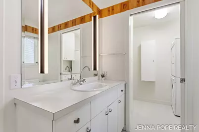 17554 Grand River Avenue, Spring Lake, MI 49456 - Photo 17