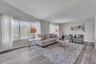 11273 9 Mile Rd, South Lyon, MI 48178 - Photo 15