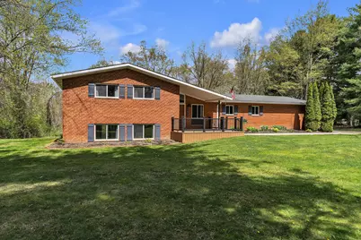 11273 9 Mile Road, South Lyon, MI 48178 - Photo 3