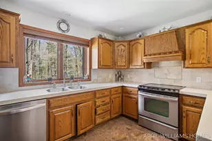 6801 Wildwood Dr, West Olive, MI 49460 - Photo 15
