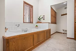 6801 Wildwood Dr, West Olive, MI 49460 - Photo 35