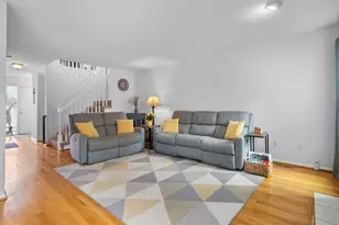 584 Liberty Pointe Dr, Ann Arbor, MI 48103 - Photo 9