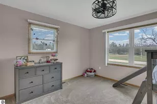 8965 S 35 Rd, Cadillac, MI 49601 - Photo 13