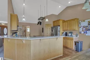 8965 S 35 Rd, Cadillac, MI 49601 - Photo 7