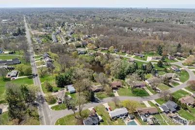 2160 Fox Ridge Drive NE, Grand Rapids, MI 49505 - Photo 33