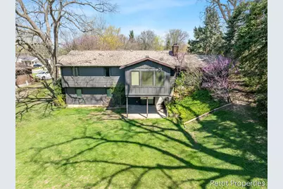 2160 Fox Ridge Drive NE, Grand Rapids, MI 49505 - Photo 35