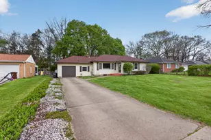 1249 Levant St, Jackson, MI 49203 - Photo 3