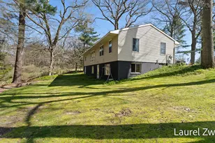 9189 Cook St, Montague, MI 49437 - Photo 5
