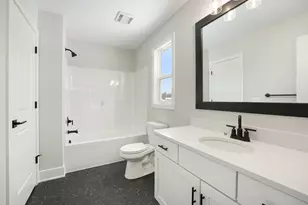 13059 Pine Glen Dr, Grand Haven, MI 49417 - Photo 37