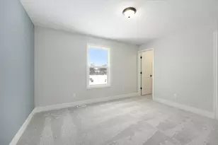 13059 Pine Glen Dr, Grand Haven, MI 49417 - Photo 35
