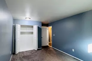 7640 Woodview St, Westland, MI 48185 - Photo 13
