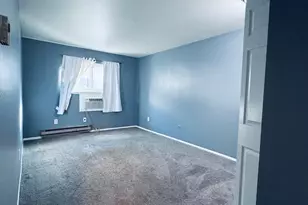 7640 Woodview St, Westland, MI 48185 - Photo 9