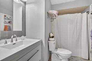 3401 Big Bend Bend, Kalamazoo, MI 49048 - Photo 15