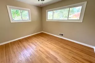 1720 Avondale Ave, Ann Arbor, MI 48103 - Photo 9