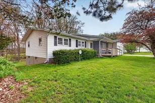 4648 N Neff Rd, Edmore, MI 48829 - Photo 3