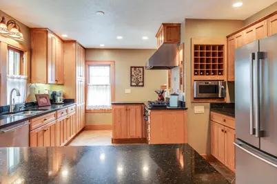 15 Pioneer Street, Battle Creek, MI 49015 - Photo 7