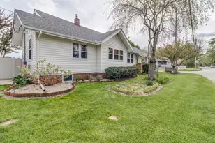 15 Pioneer St, Battle Creek, MI 49015 - Photo 25