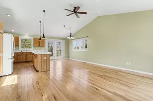 5926 Coddington Ln, Kalamazoo, MI 49009 - Photo 7