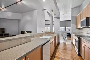 109 W Washington Ave, Jackson, MI 49201 - Photo 9