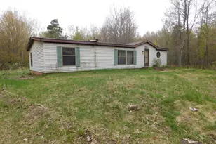 14540 Schroeder Rd, Saint Charles, MI 48655 - Photo 3