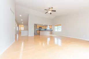 430 Cottonwood Ln, Saline, MI 48176 - Photo 7