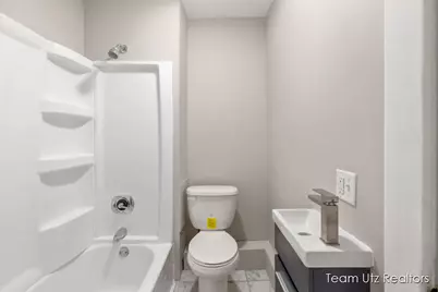 1140 Cromwell Avenue SE, Grand Rapids, MI 49507 - Photo 17