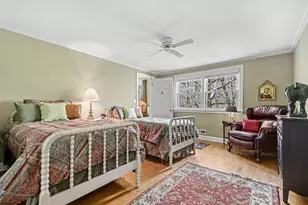2335 Breton Rd SE, Grand Rapids, MI 49546 - Photo 25