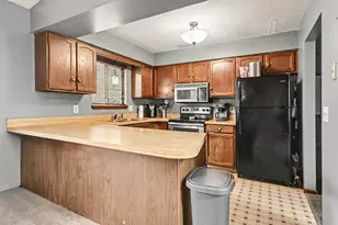 6002 Bishop Rd, Lansing, MI 48911 - Photo 7