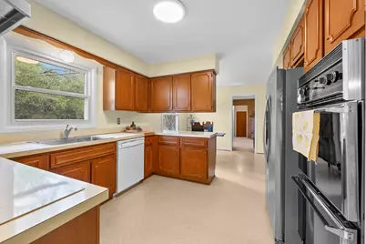 19168 Chelton Drive, Beverly Hills, MI 48025 - Photo 15