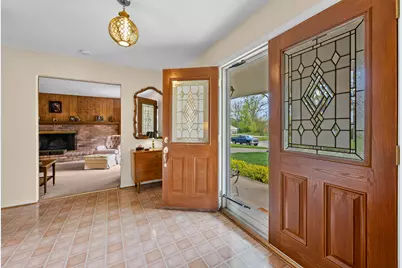19168 Chelton Drive, Beverly Hills, MI 48025 - Photo 5