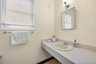 19168 Chelton Drive, Beverly Hills, MI 48025 - Photo 21