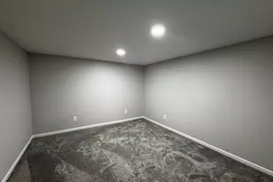 4812 Kimball Ave SE, Grand Rapids, MI 49508 - Photo 23