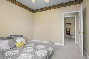 3846 Stone Ridge Dr, Traverse City, MI 49684 - Photo 33