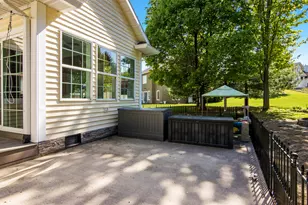 3846 Stone Ridge Dr, Traverse City, MI 49684 - Photo 51