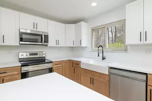 38338 64th Ave, Paw Paw, MI 49079 - Photo 5
