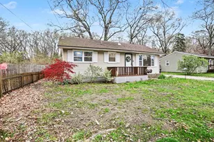 2492 Wesley Ave, Muskegon, MI 49442 - Photo 3