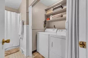 1114 N Maple Rd, Ann Arbor, MI 48103 - Photo 17