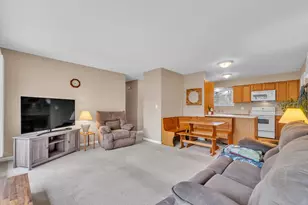 1114 N Maple Rd, Ann Arbor, MI 48103 - Photo 7