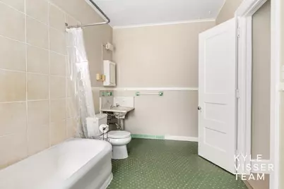304 Paris Avenue SE, Grand Rapids, MI 49503 - Photo 39